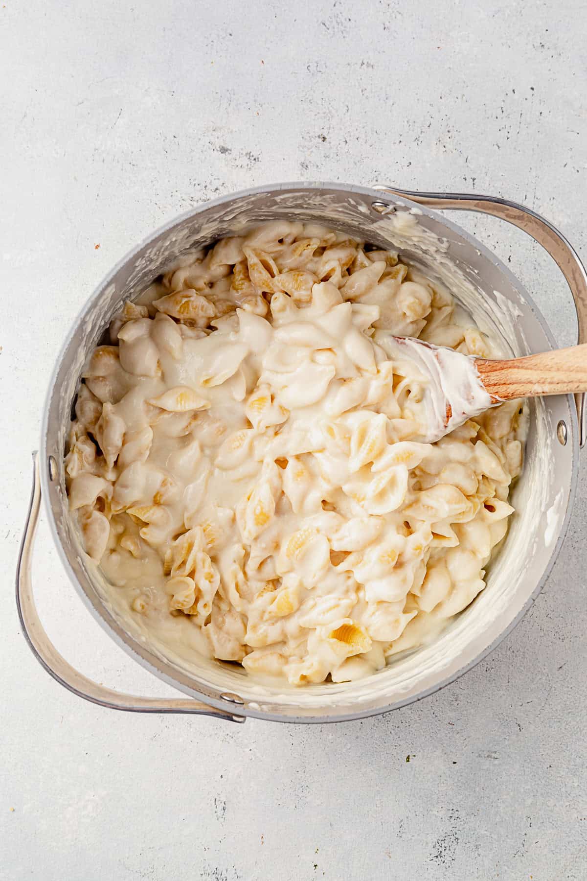 white cheddar mac and cheese in a soup pot