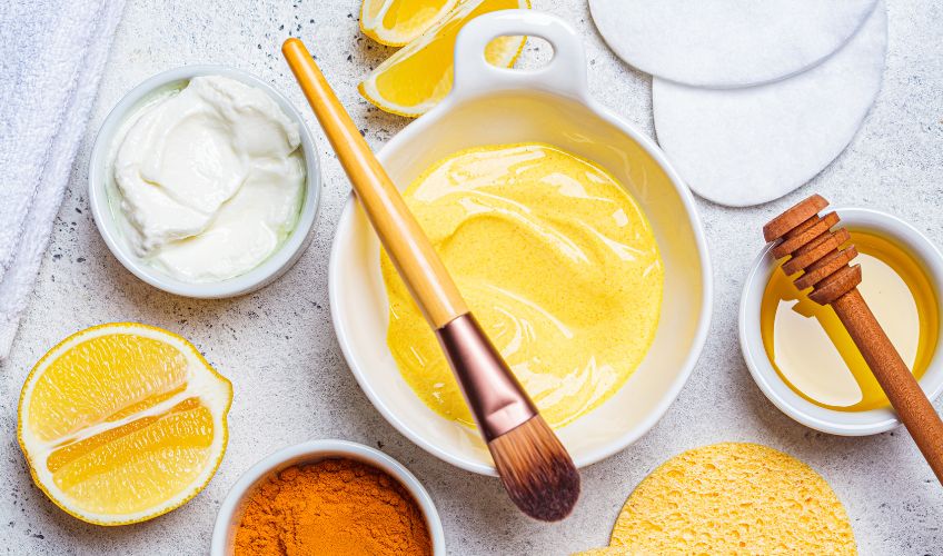 Turmeric, Yoghurt and Honey Face Mask